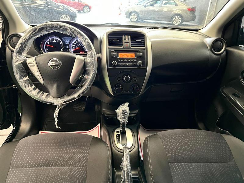 NISSAN VERSA 16SV CVT 2019