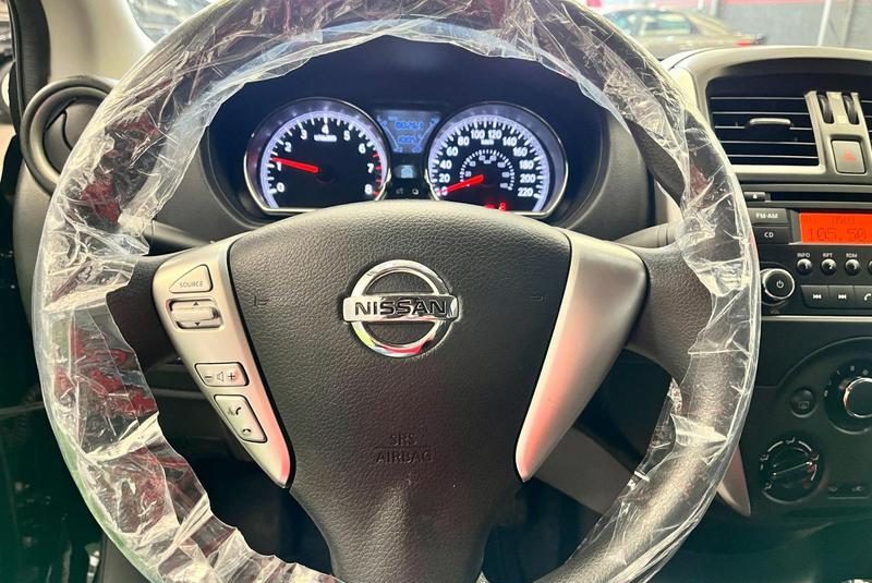 NISSAN VERSA 16SV CVT 2019