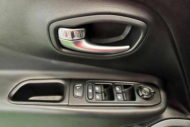 JEEP RENEGADE LONGITUDE 2.0 TB DIESEL 4X4 AUT 2021
