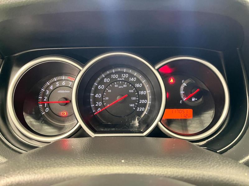 NISSAN TIIDA 18SL FLEX 2013